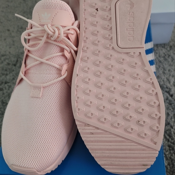 Pink Adidas - Picture 2 of 5
